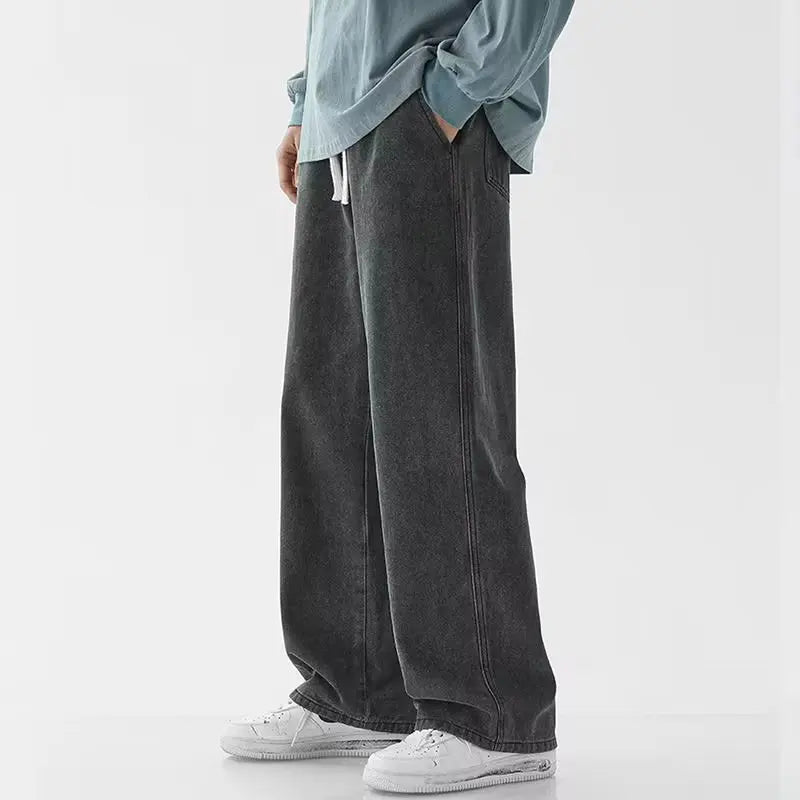 Men's Wide-Leg Jeans